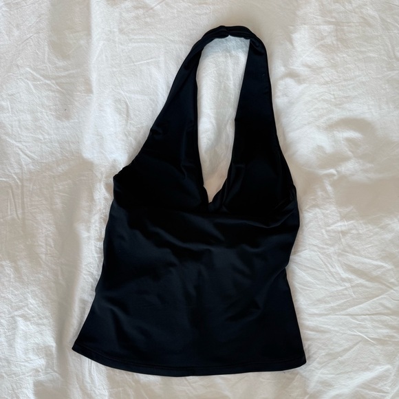 Abercrombie Bra-Free Twist Halter Cutout Top - Black - Picture 6 of 6